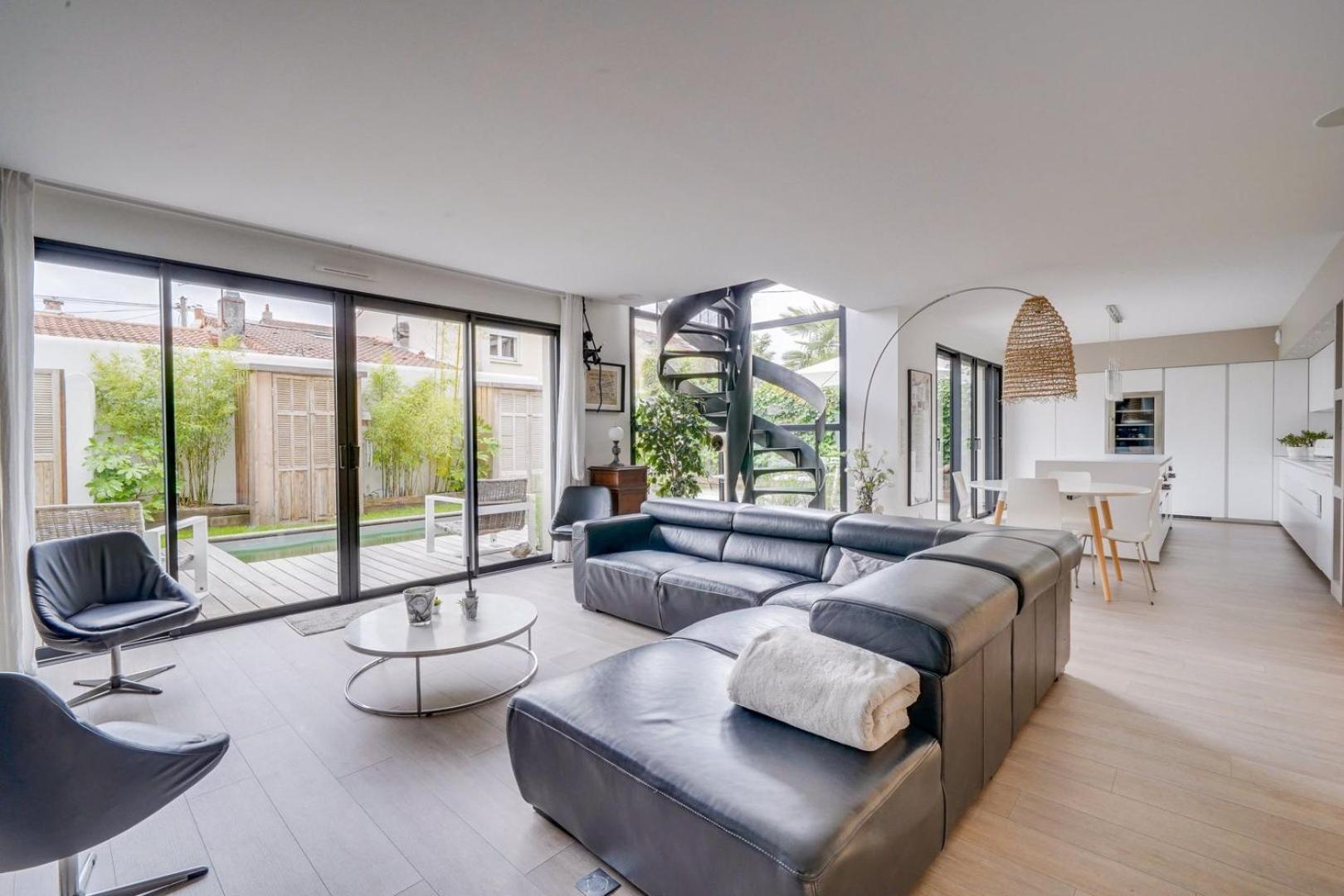 Spacious Bordeaux Family Home With Swimming Pool 외부 사진